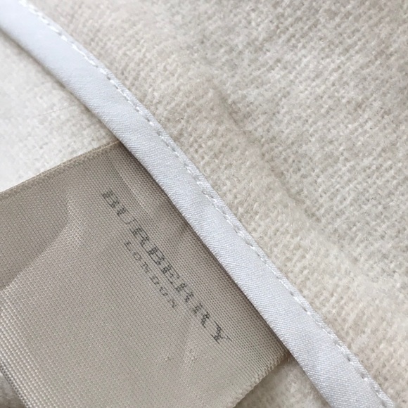 BURBERRY 100% PURE WOOL JACKET WITH 2-WAY ZIPPER, GUC - Picture 11 of 14